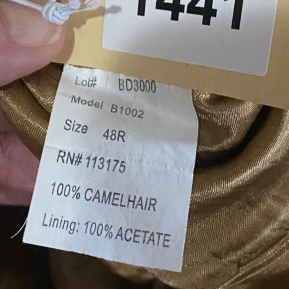 Bill Blass Vintage 100% Camel Hair Tan Two Button Office Blazer Jacket Men's 48R - Picture 9 of 9